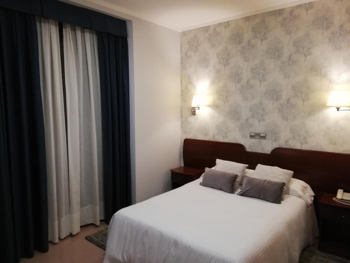 Ávila Hotel Las Moradas מראה חיצוני תמונה